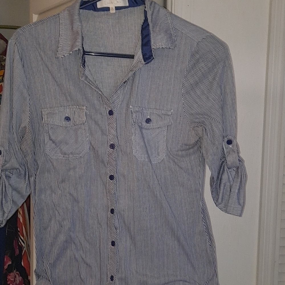 Button Sleeved shirt